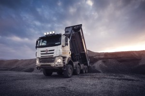 TATRA-PHOENIX-Euro6-8x8_02-1024x682